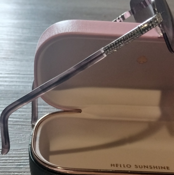 VALENTINO GARAVANI AUTH SWAROVSKI CRYSTAL LOGO SIDED CHIC,SEXY, RARE SUNGLASSES! - Picture 10 of 16